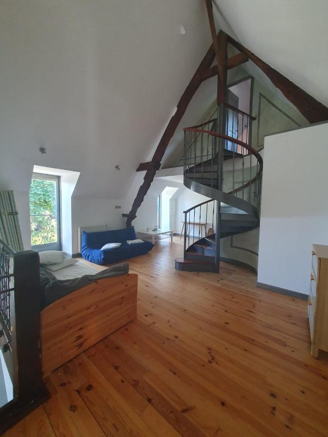 Maison En Pierre Dans Son Nid De Verdure Roz-Landrieux Экстерьер фото